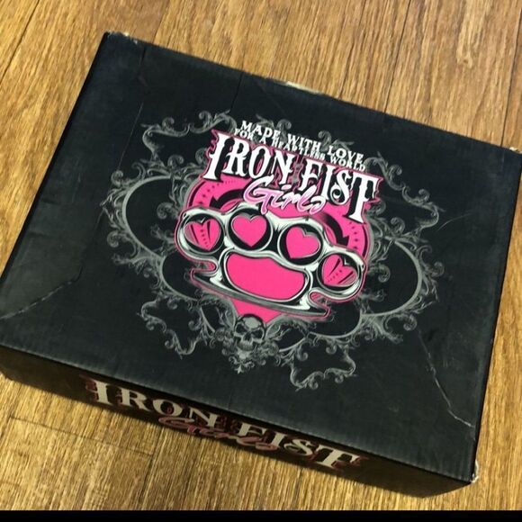 Iron Fist DebraCorn Platform Dolls Kill - Picture 11 of 12